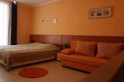Vararok Apartman Gyula Exterior photo